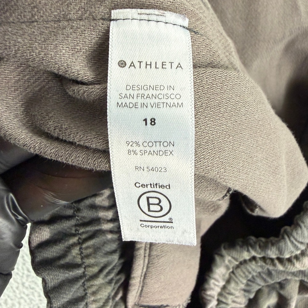 Athleta Camo Farallon Jogger Womens 18 Brown Camouflage Drawstring Pull On Pants - Picture 11 of 13